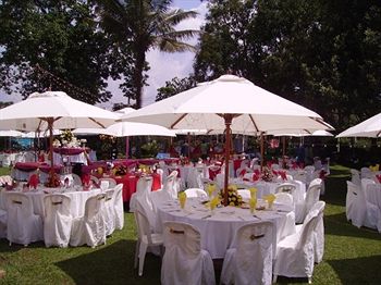 Outdoor Banquet Area